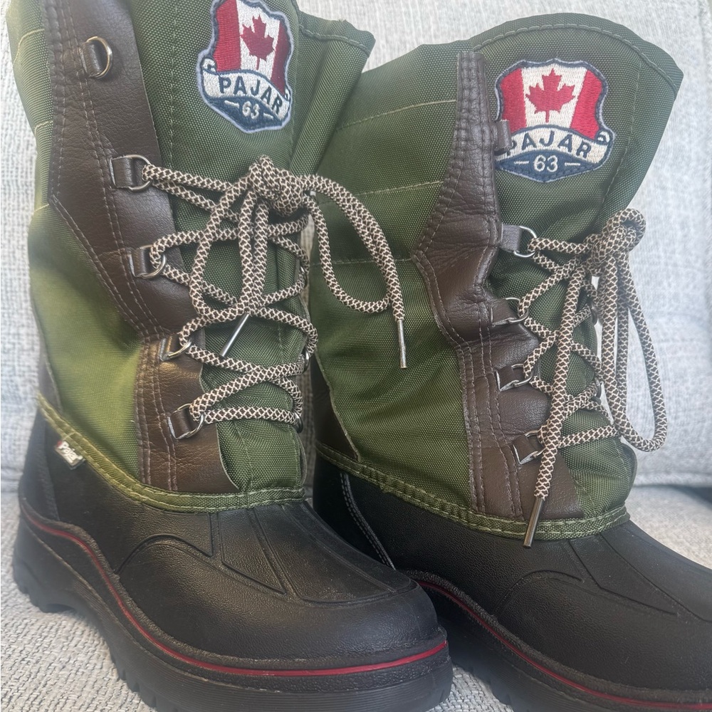 Pajar Green and Black Winter Boots Size 1 EU